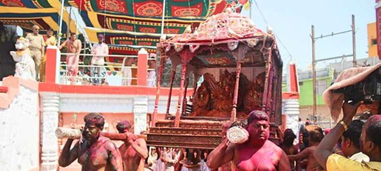 dola yatra